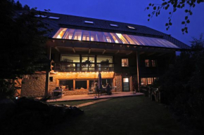 living TIMELESS- Haldenhof Loft, Luxus Schwarzwald-Retreat mit Sauna für bis zu 12 Personen